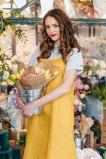 Linen cross back apron, full view