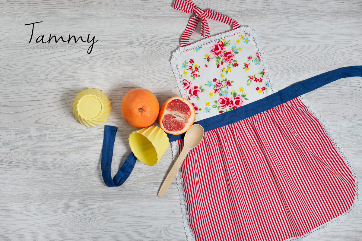 Tammy matching mommy and me aprons, adult and toddler