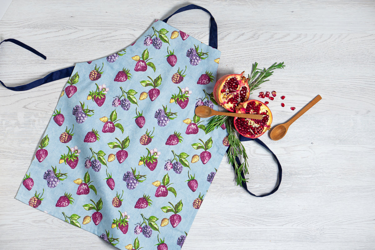 Childrens chef apron for baking and crafting