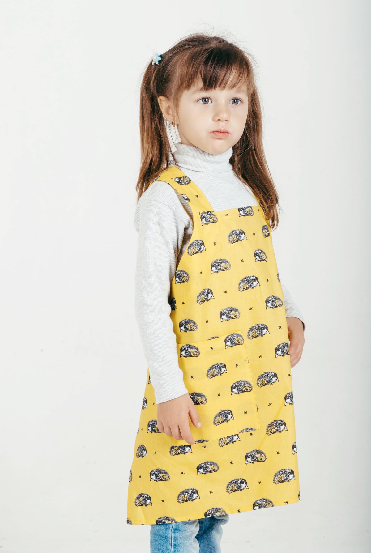 Kids craft apron, cotton with pockets