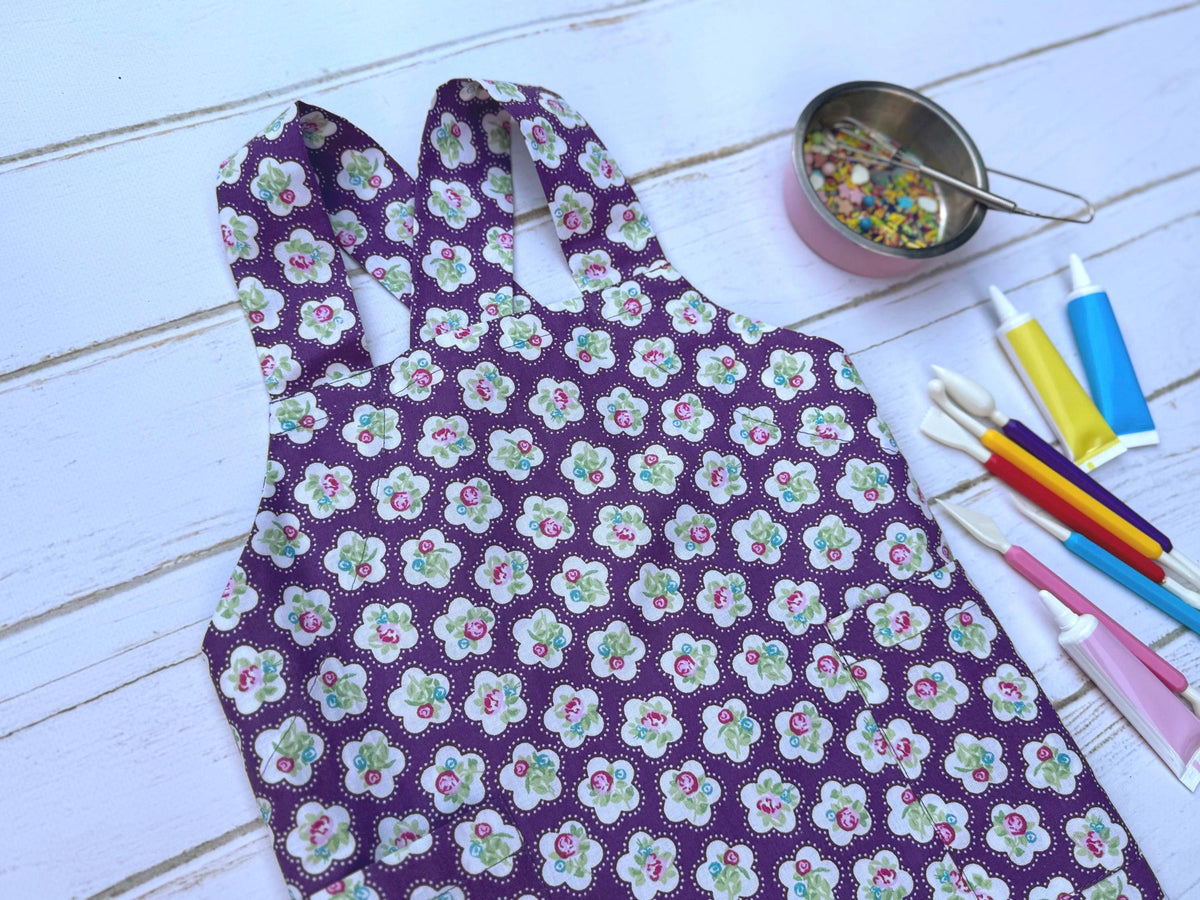 Kids pinafore apron, full length front view