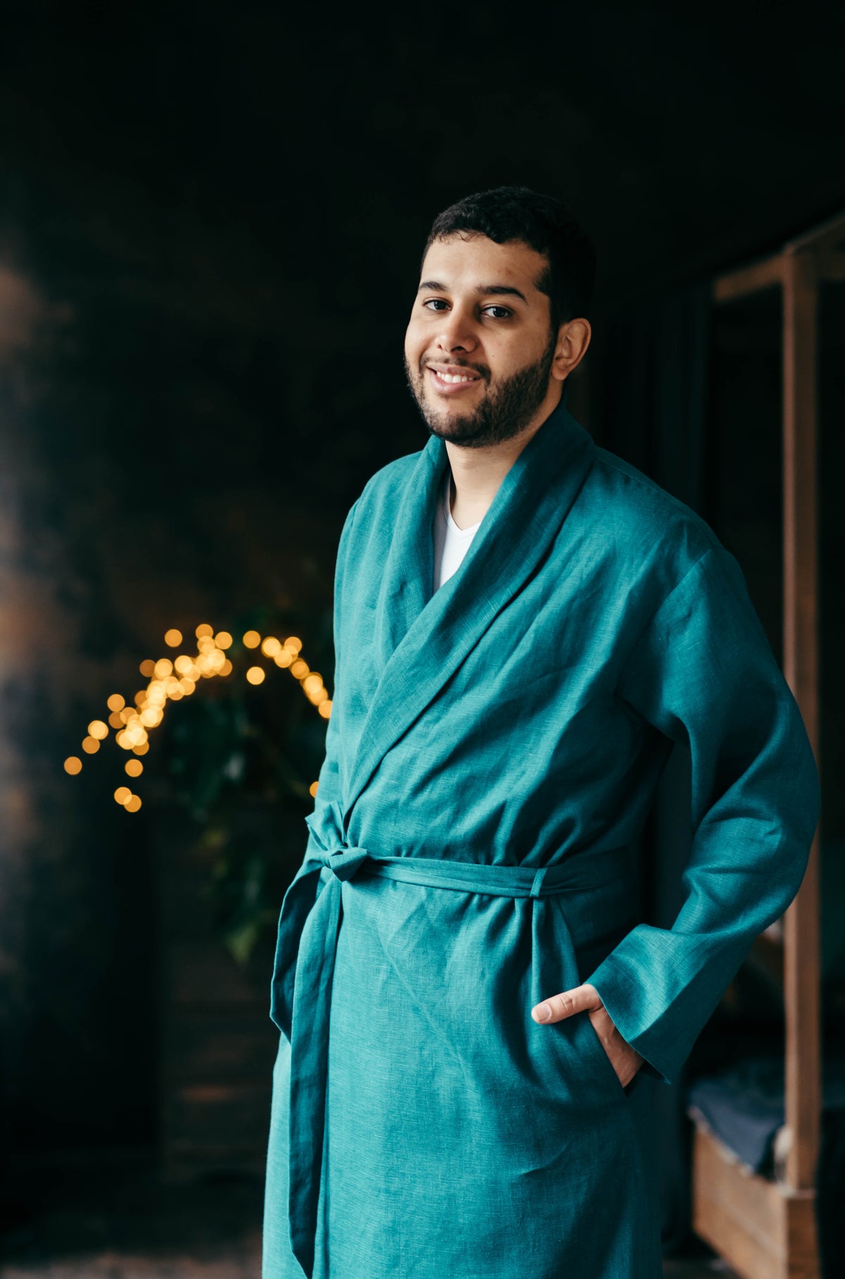 Men's linen bathrobe, linen fabric detail