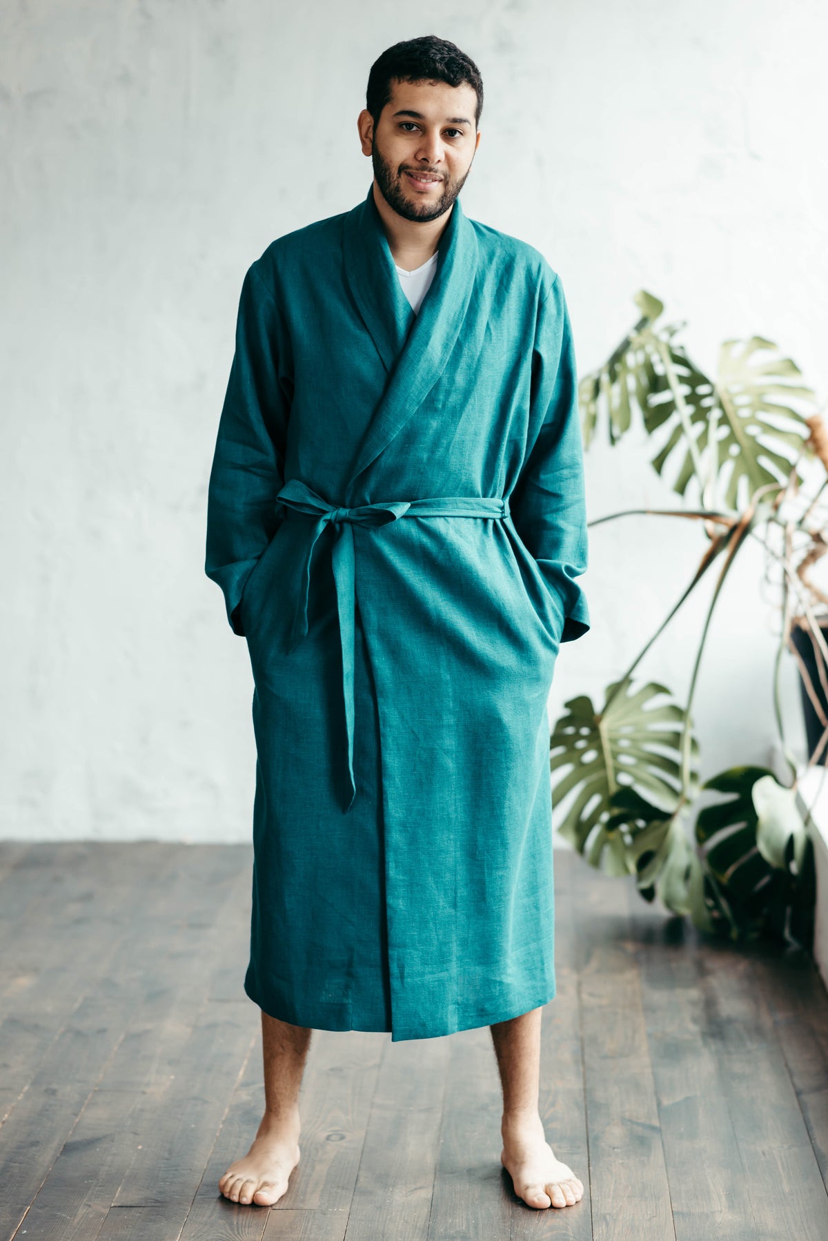 Men's linen bathrobe, three quarter view