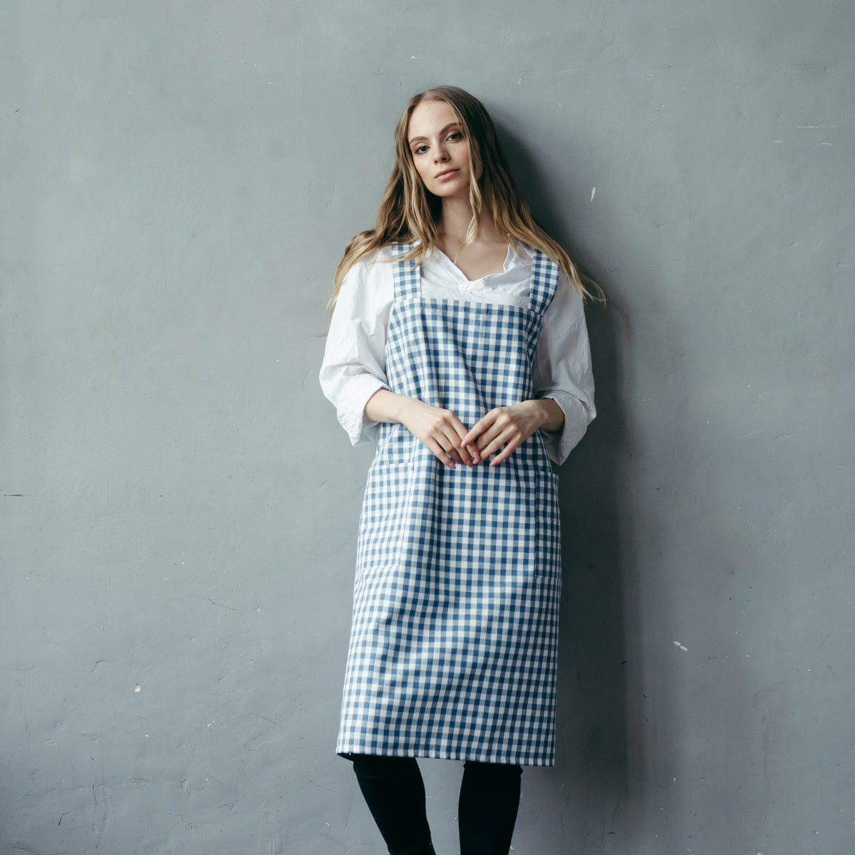 Cotton canvas pinafore apron, full length